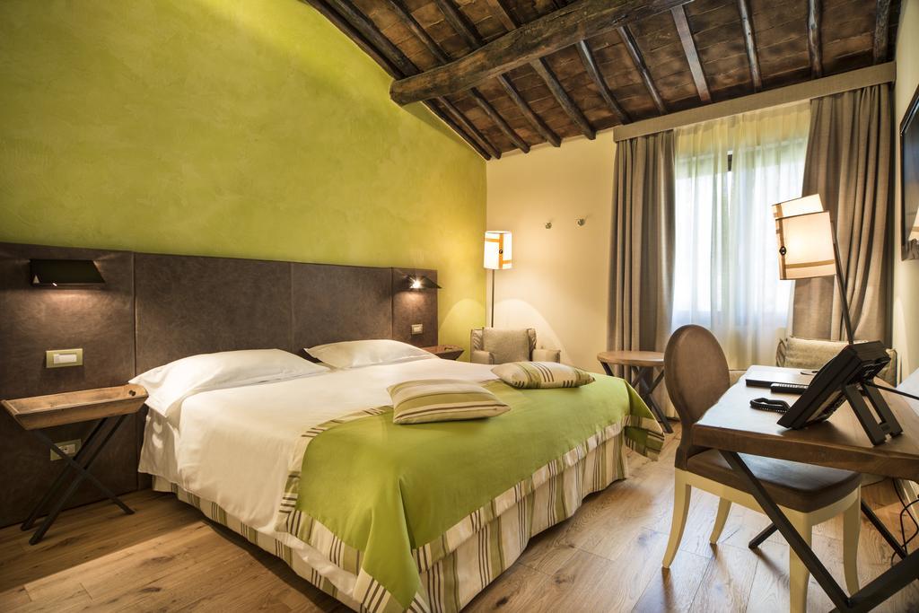 מונטאיונה Hotel La Tabaccaia מראה חיצוני תמונה