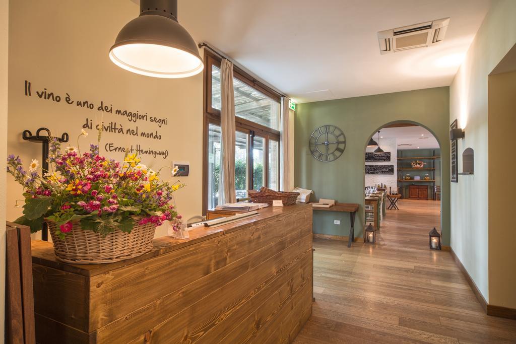 מונטאיונה Hotel La Tabaccaia מראה חיצוני תמונה