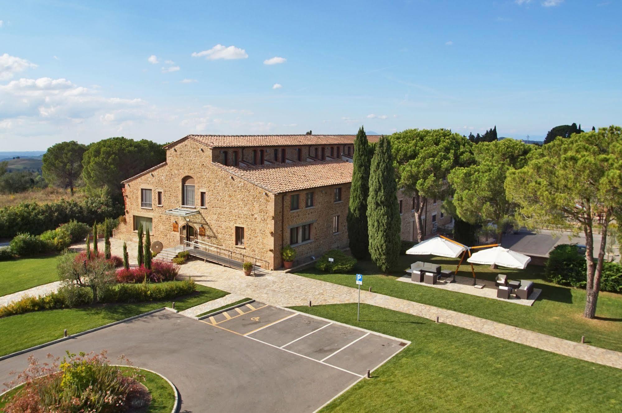 מונטאיונה Hotel La Tabaccaia מראה חיצוני תמונה