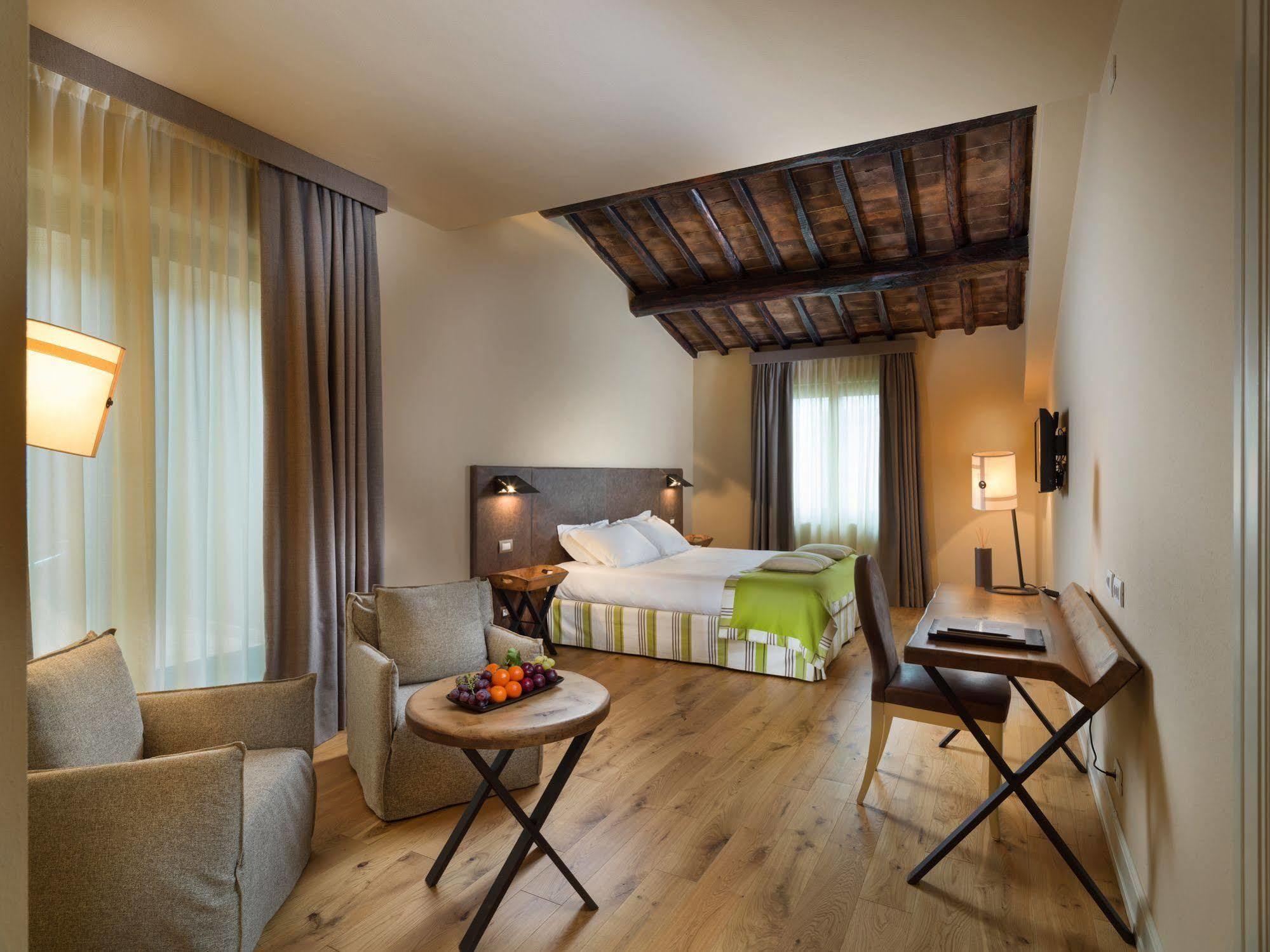מונטאיונה Hotel La Tabaccaia מראה חיצוני תמונה