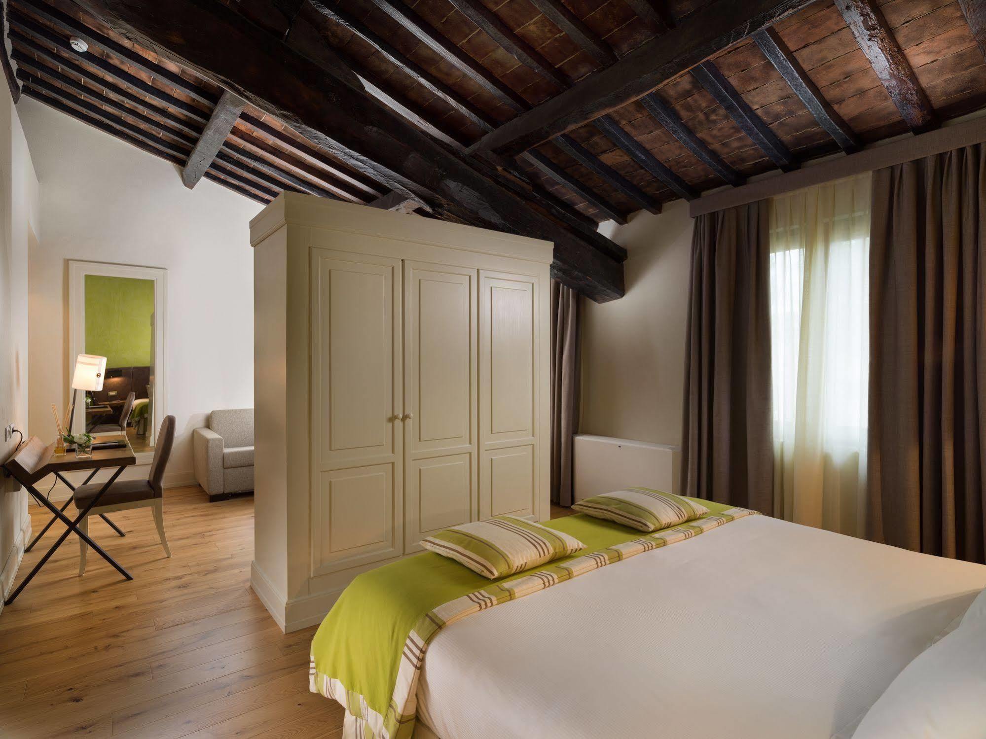 מונטאיונה Hotel La Tabaccaia מראה חיצוני תמונה