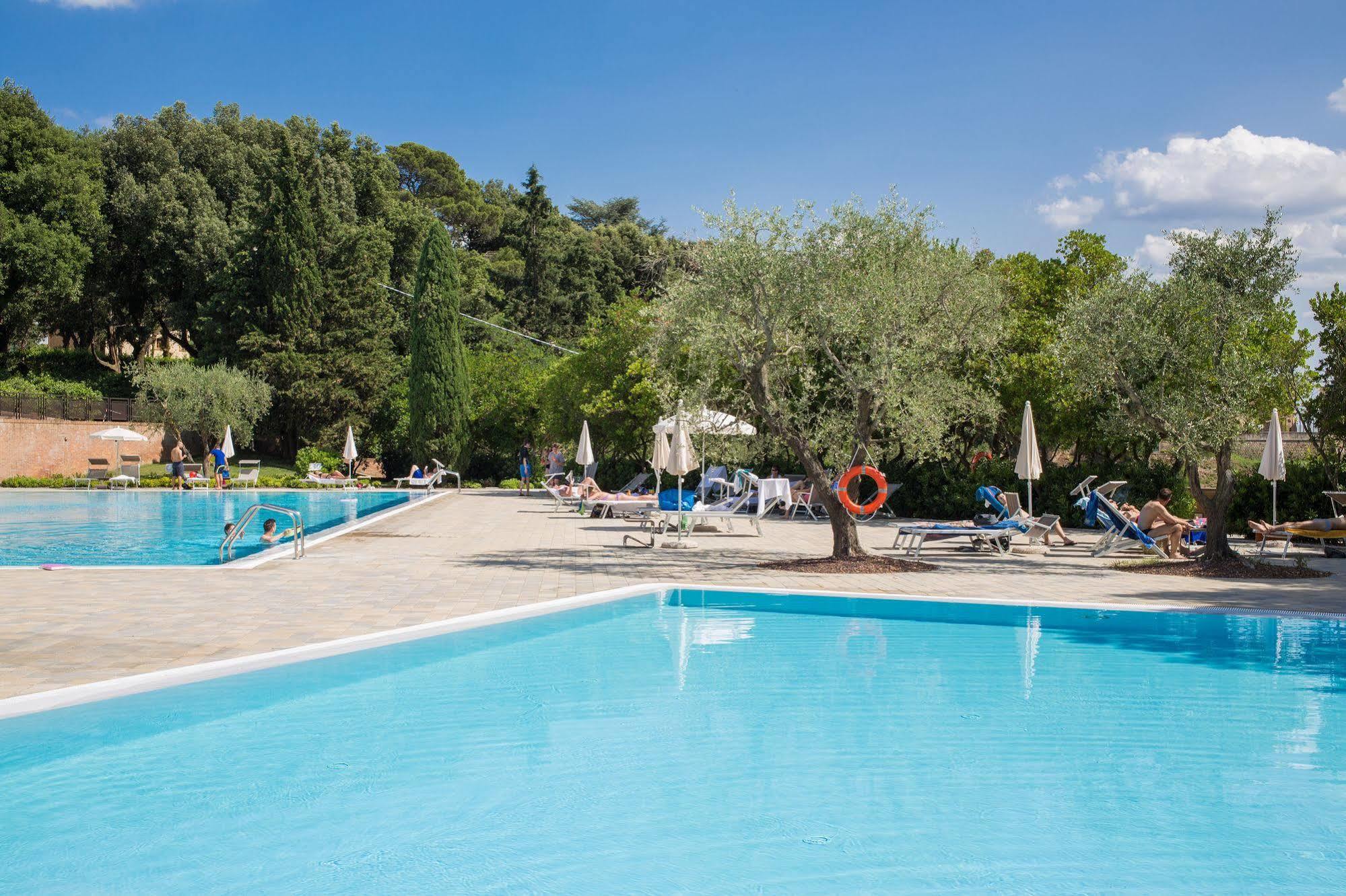 מונטאיונה Hotel La Tabaccaia מראה חיצוני תמונה