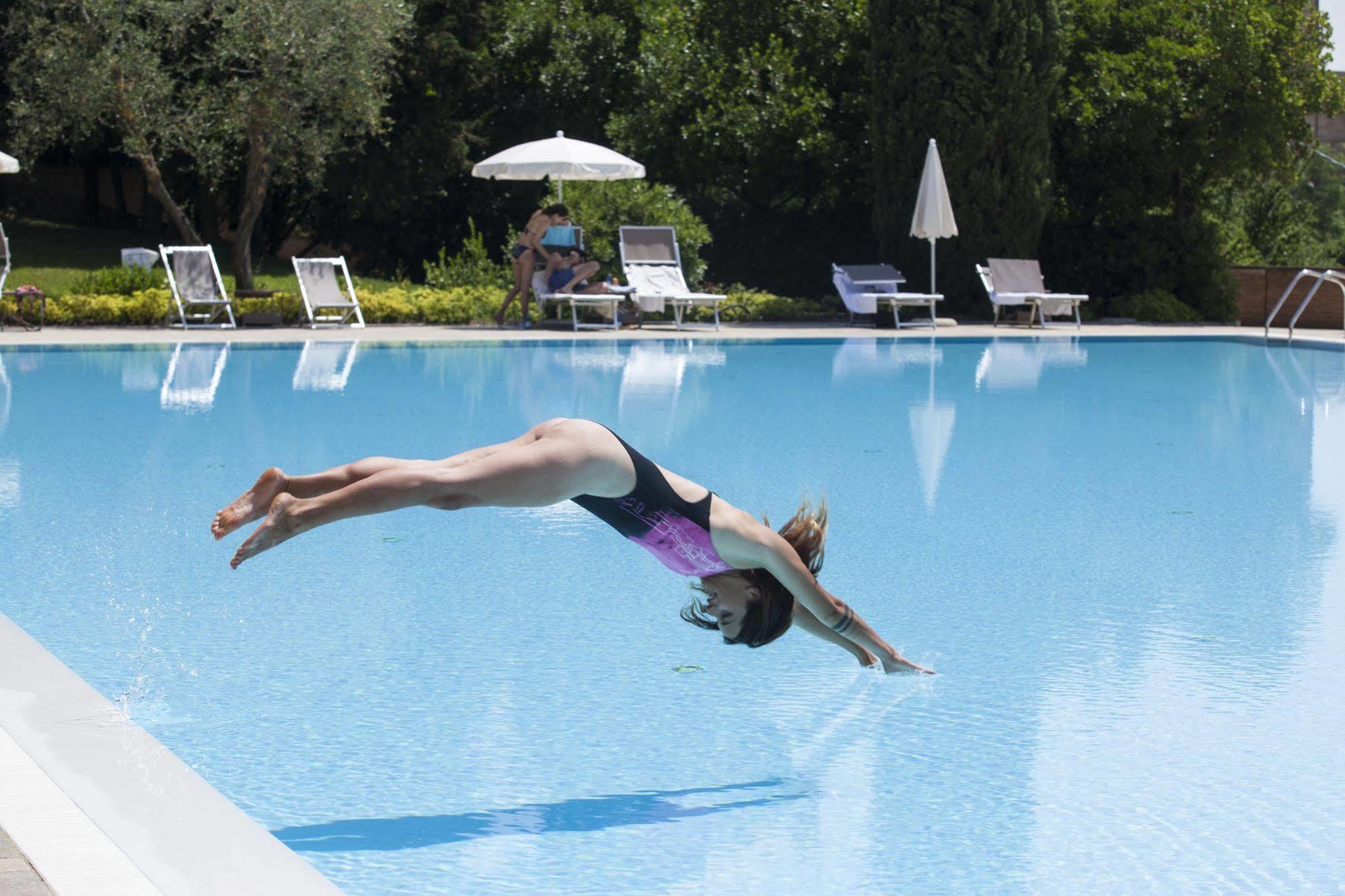 מונטאיונה Hotel La Tabaccaia מראה חיצוני תמונה